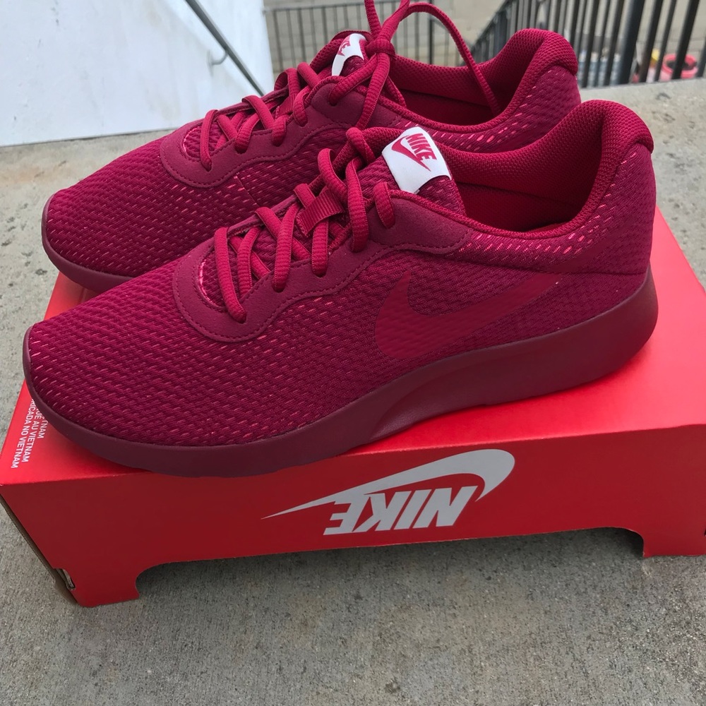 NIKE WOMENS AUTHENTIC noble red Sz 6:5 New - Picture 2 of 5